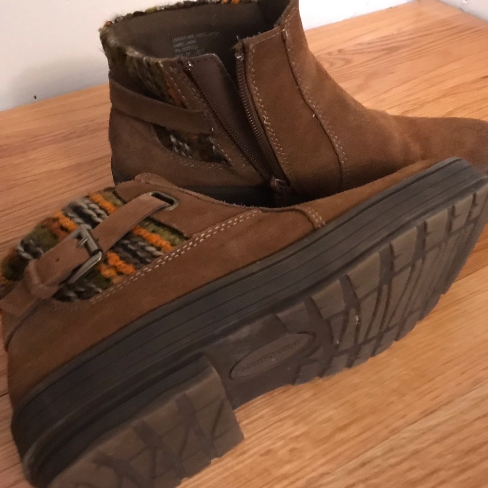 Earth Origins Leather Boots Size7M
